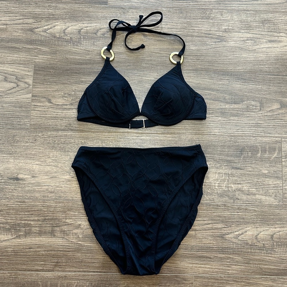 Tara Grinna | bikini
